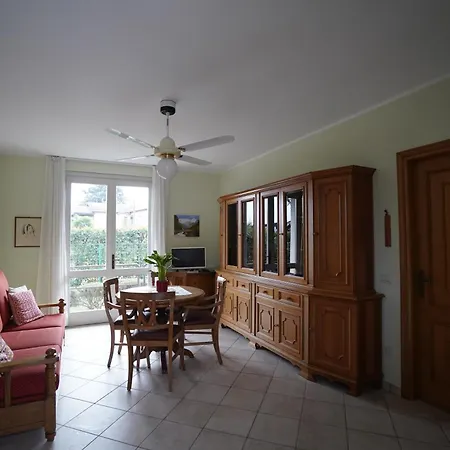 Nyaraló La Casa Di Rina *
